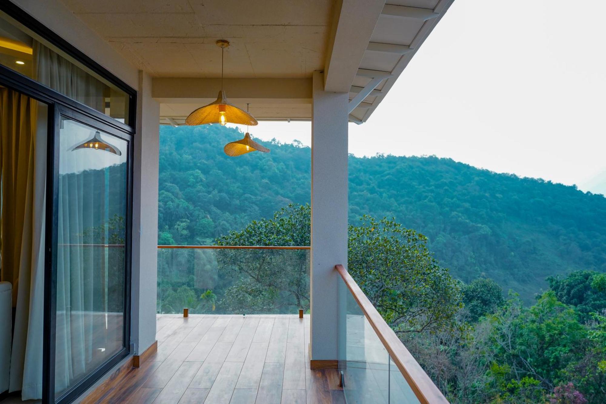 Mount Stratus Resort Vayalada Balussery Dış mekan fotoğraf
