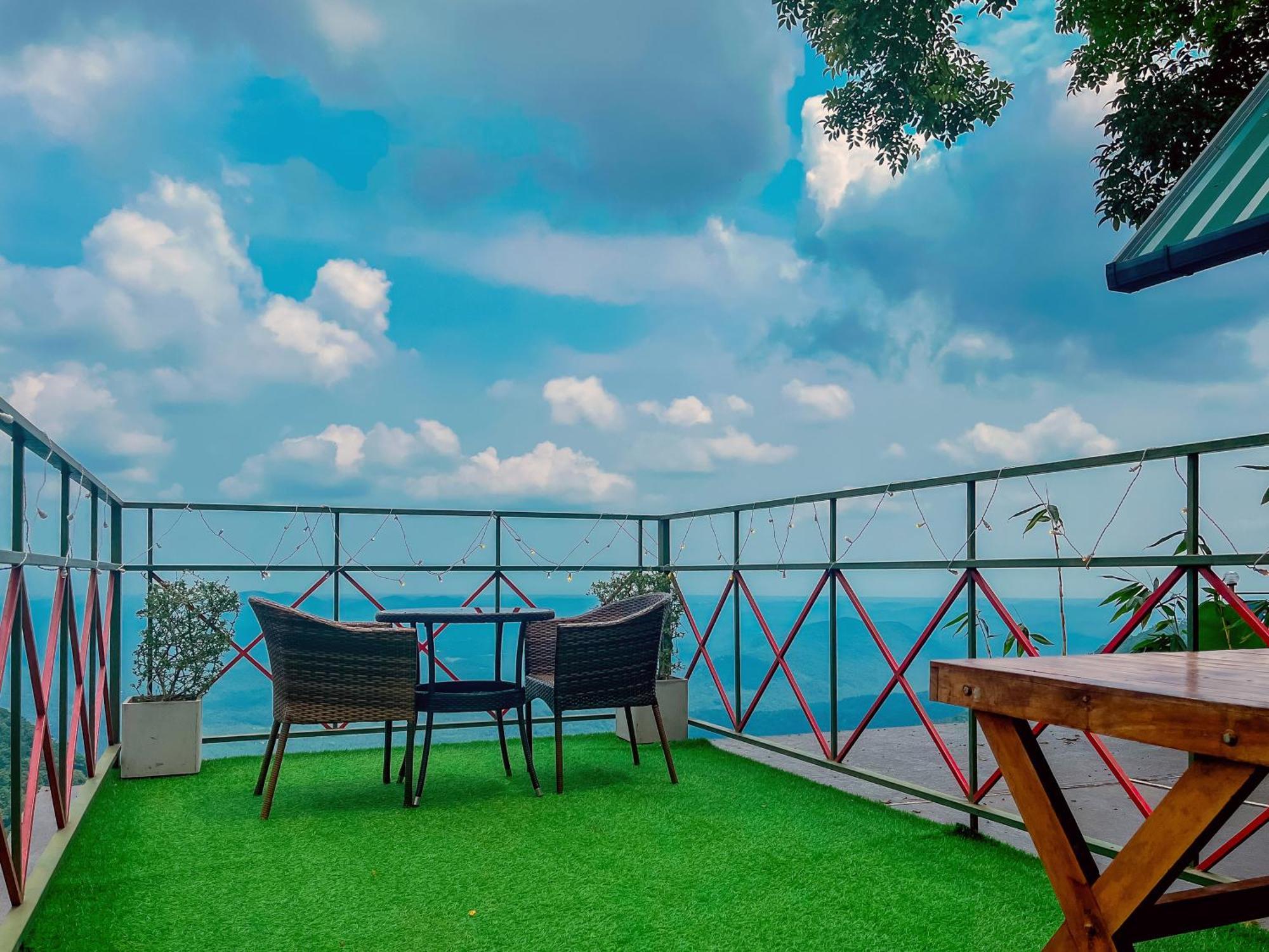 Mount Stratus Resort Vayalada Balussery Dış mekan fotoğraf